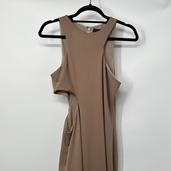 Michael Costello x REVOLVE Rylan Midi Dress in Taupe L - Picture 5 of 11